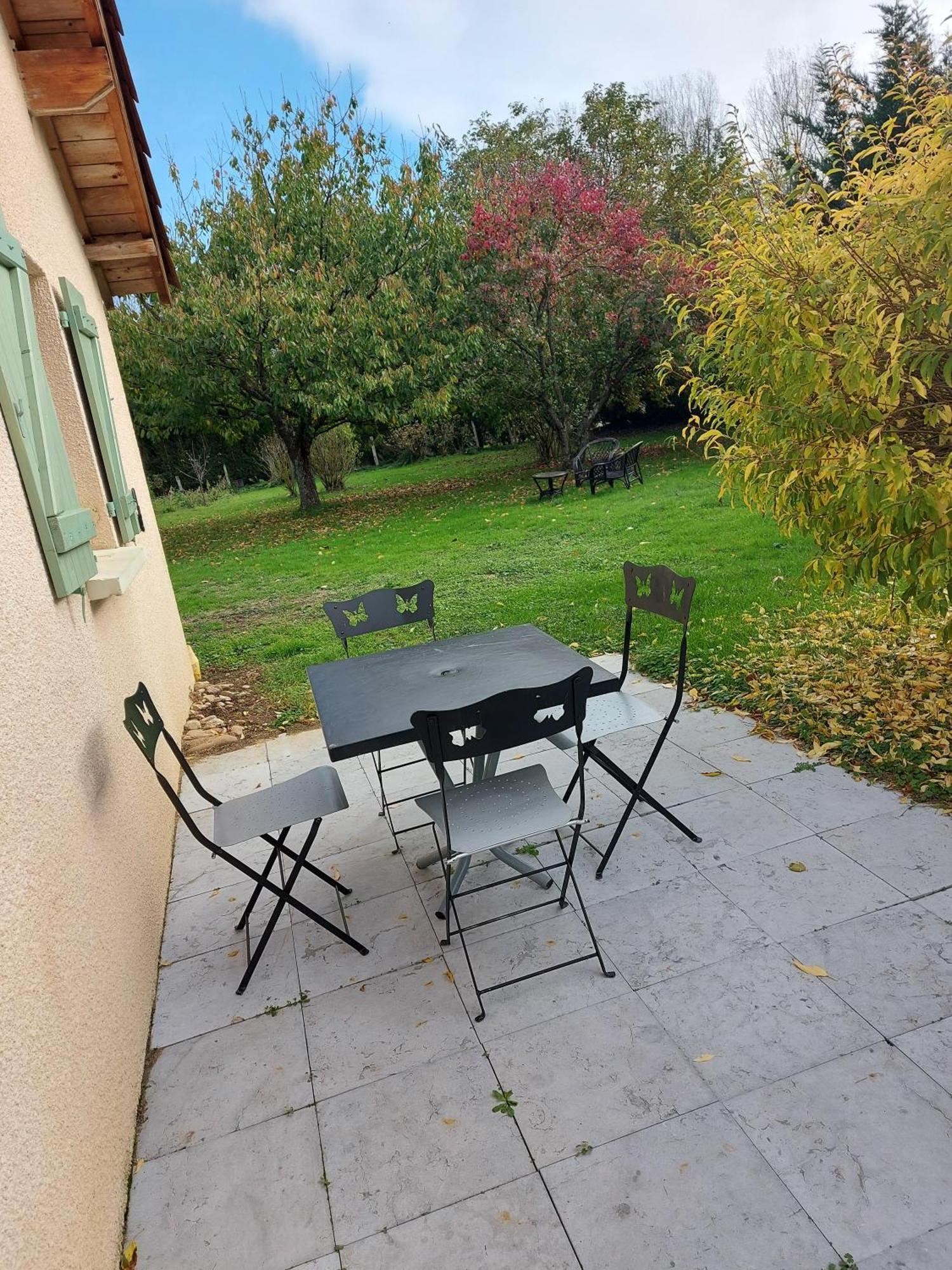 Le Moulin De L'Etang Otel Chaneins Oda fotoğraf