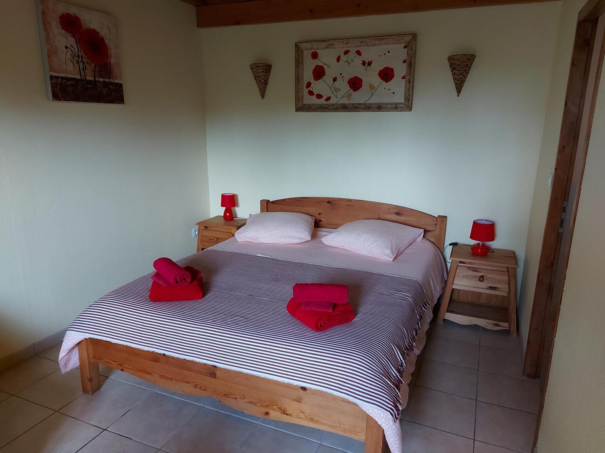 Le Moulin De L'Etang Otel Chaneins Oda fotoğraf